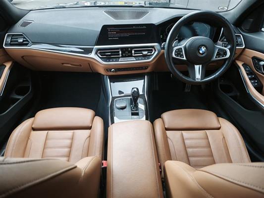 2020 BMW 320d thumbnail