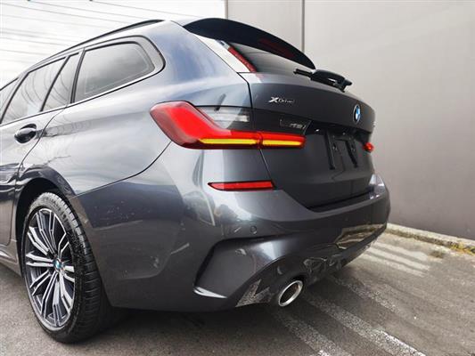 2020 BMW 320d thumbnail