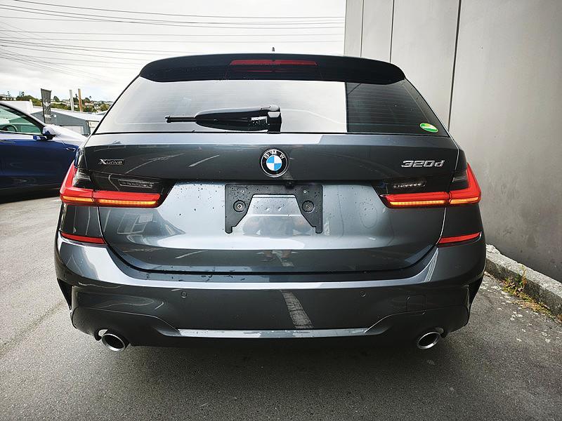 2020 BMW 320d thumbnail