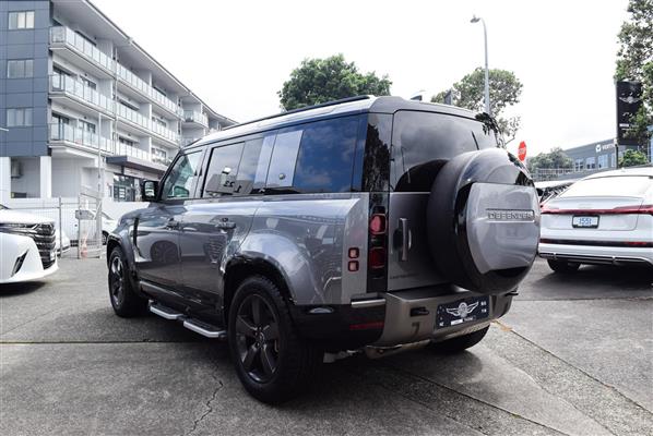 2024 Land Rover Defender thumbnail
