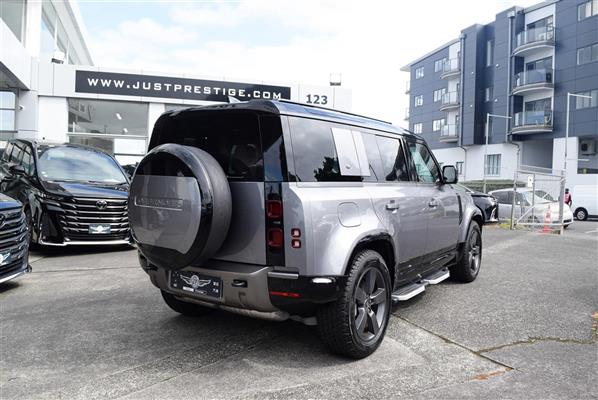2024 Land Rover Defender thumbnail