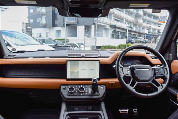 2024 Land Rover Defender thumbnail
