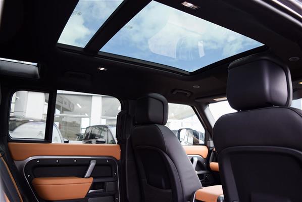 2024 Land Rover Defender thumbnail