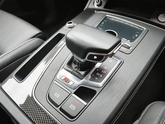 2018 Audi SQ5 thumbnail