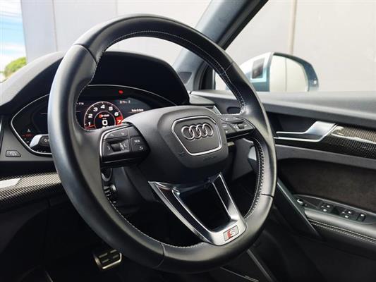 2018 Audi SQ5 thumbnail