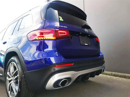 2023 Mercedes-Benz GLB thumbnail