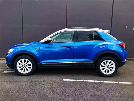 2024 Volkswagen T-Roc thumbnail
