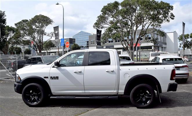 2023 Ram 1500 thumbnail