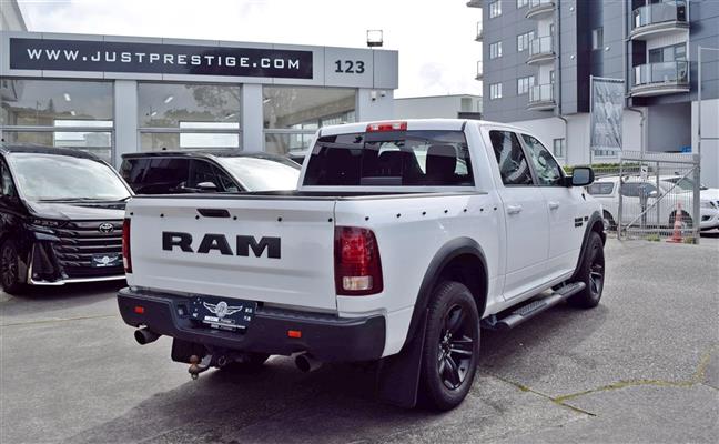 2023 Ram 1500 thumbnail