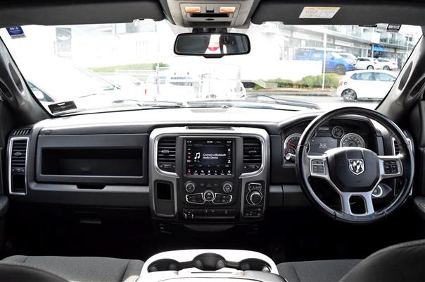 2023 Ram 1500 thumbnail