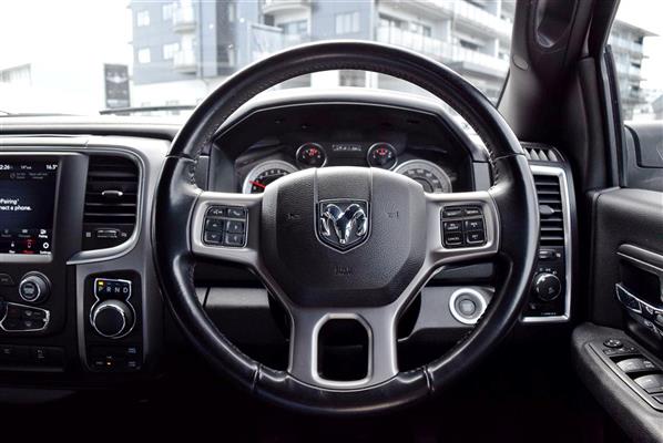 2023 Ram 1500 thumbnail