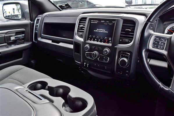 2023 Ram 1500 thumbnail