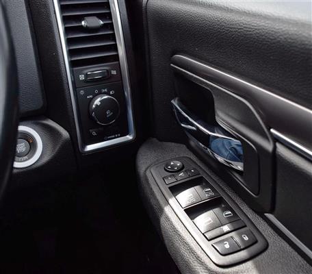 2023 Ram 1500 thumbnail