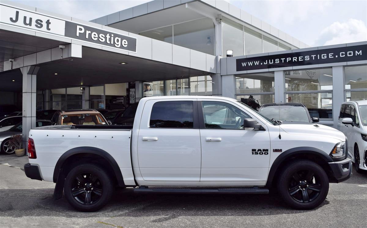 2023 Ram 1500 thumbnail