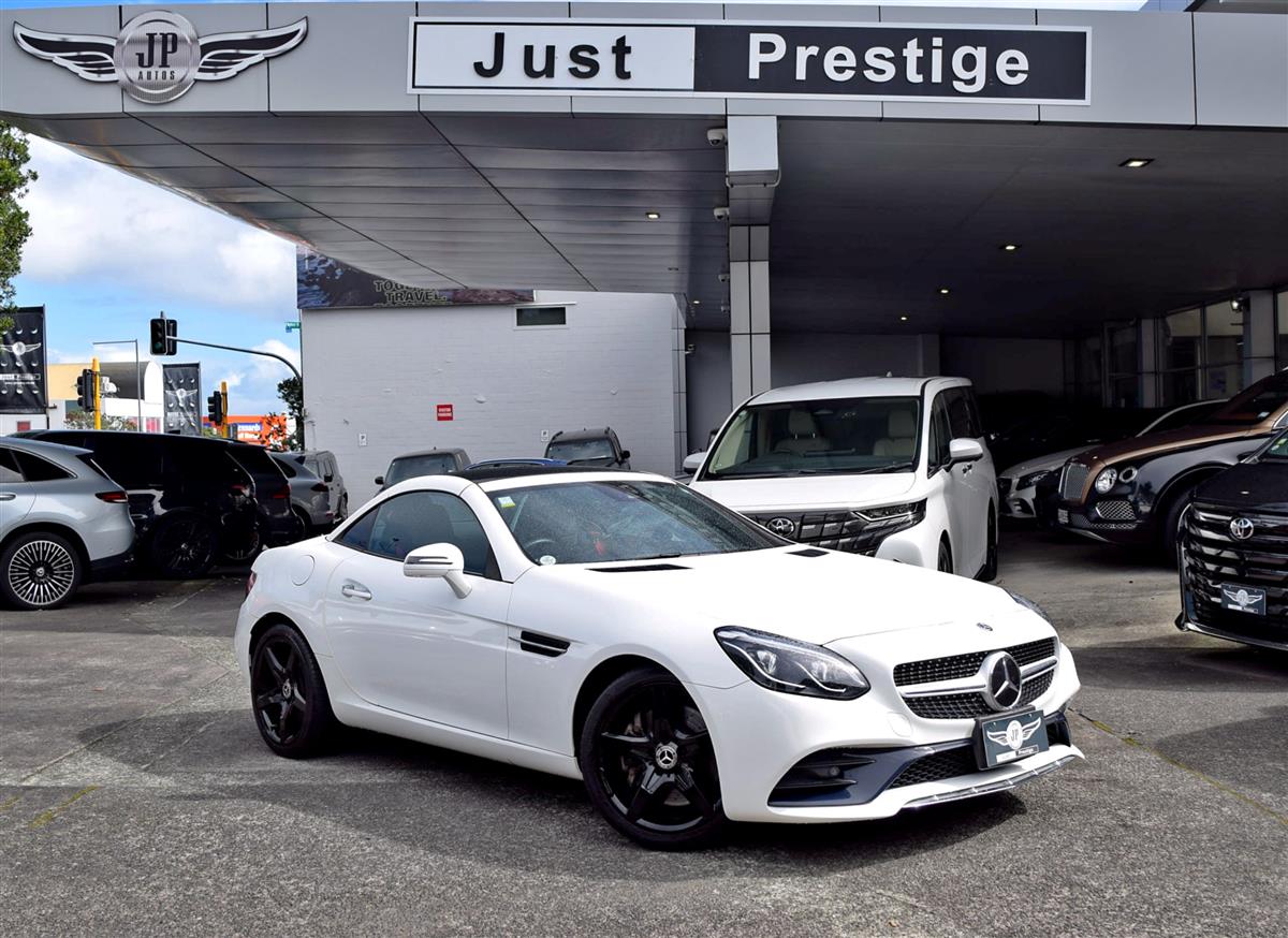 2019 Mercedes-Benz SLC thumbnail