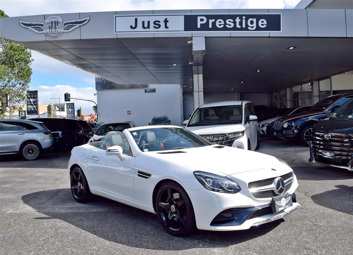 2019 Mercedes-Benz SLC thumbnail