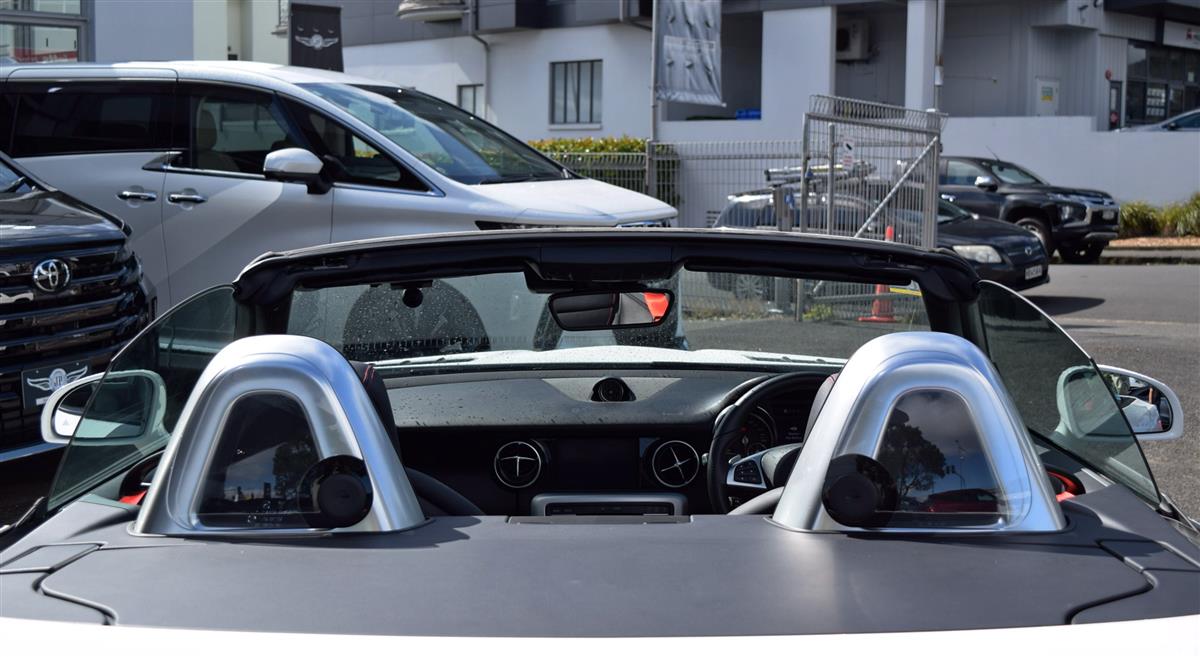 2019 Mercedes-Benz SLC thumbnail