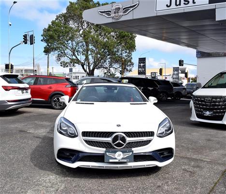 2019 Mercedes-Benz SLC thumbnail