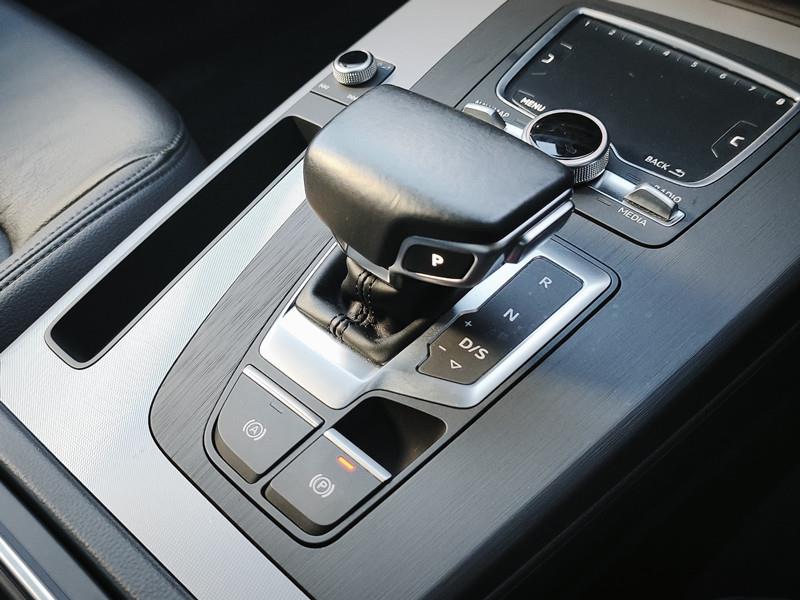 2018 Audi Q5 thumbnail
