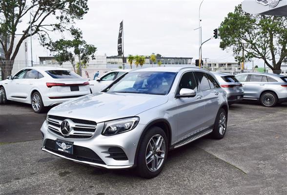 2019 Mercedes-Benz GLC thumbnail