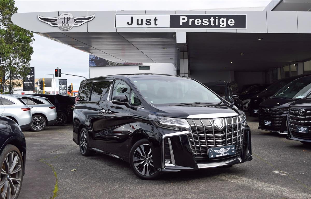 2018 Toyota Alphard thumbnail