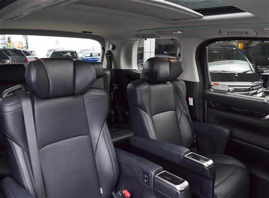2018 Toyota Alphard thumbnail