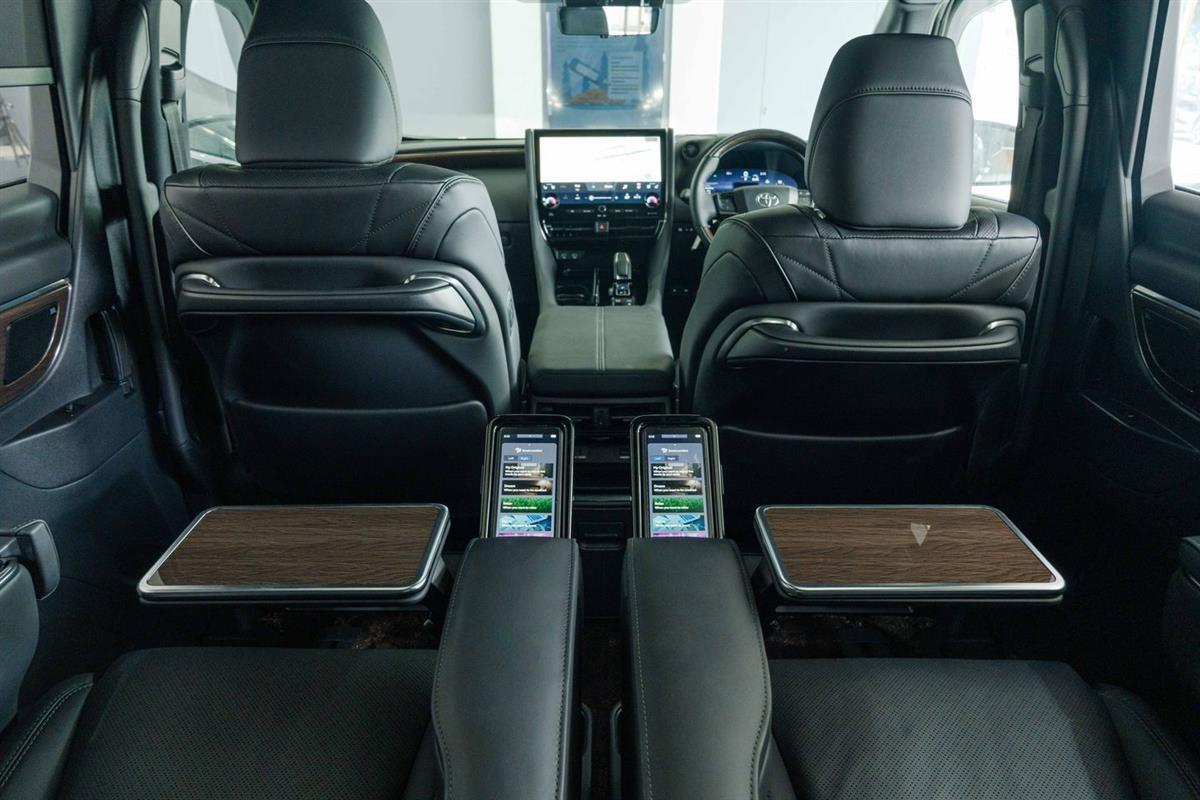 2024 Toyota Vellfire thumbnail