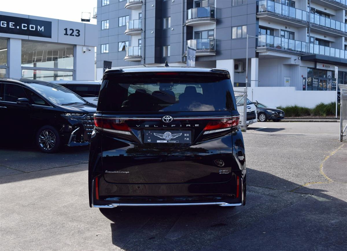 2024 Toyota Vellfire thumbnail