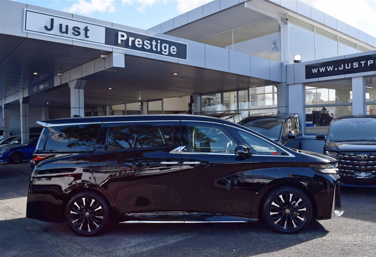 2024 Toyota Vellfire thumbnail