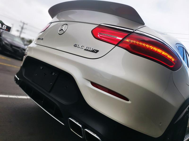 2018 Mercedes-Benz GLC thumbnail