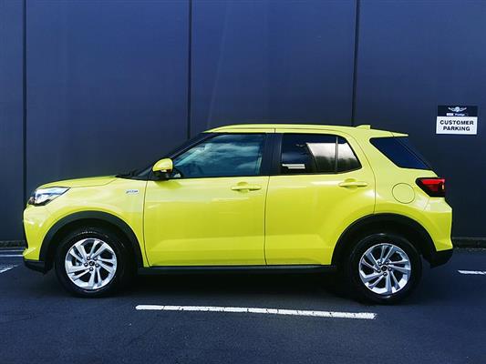 2022 Daihatsu Rocky thumbnail