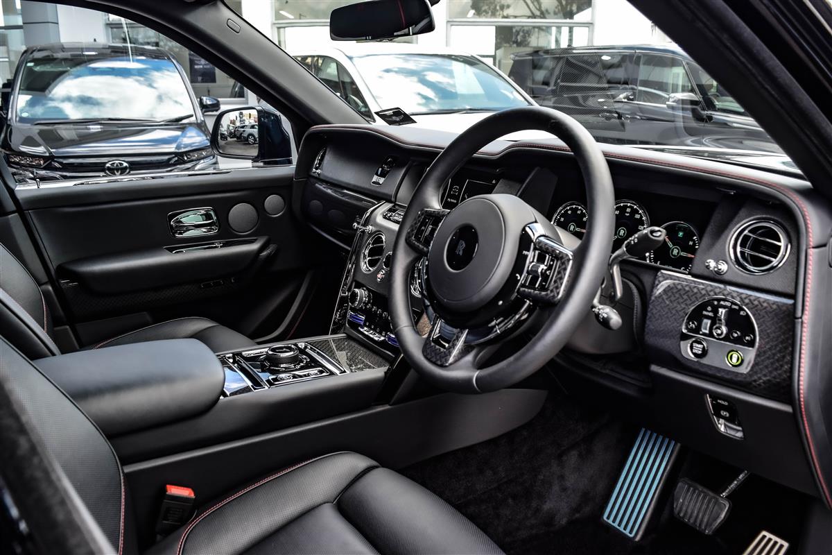 2024 Rolls-Royce Cullinan thumbnail