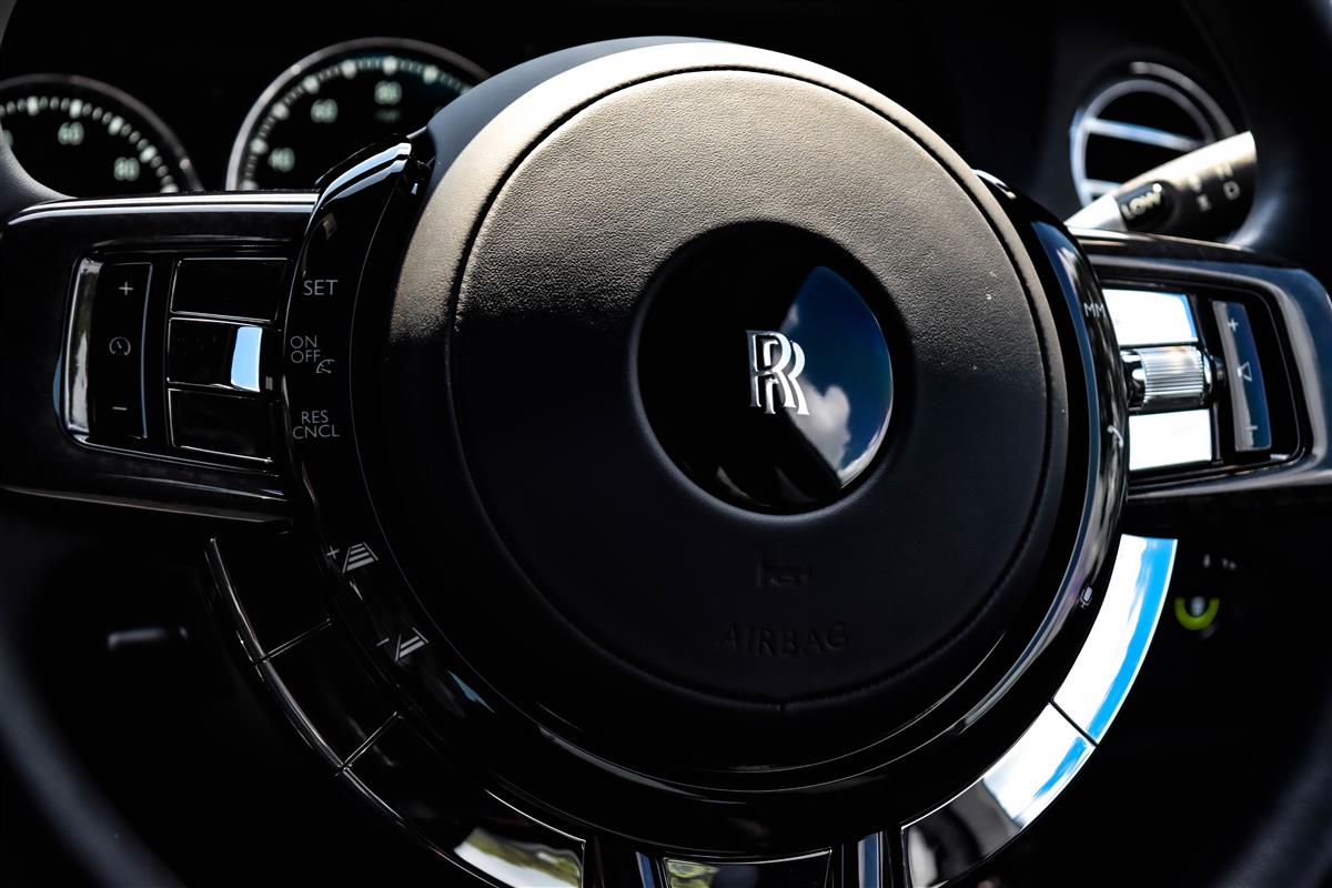 2024 Rolls-Royce Cullinan thumbnail