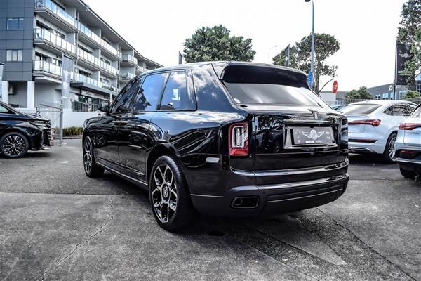 2024 Rolls-Royce Cullinan thumbnail