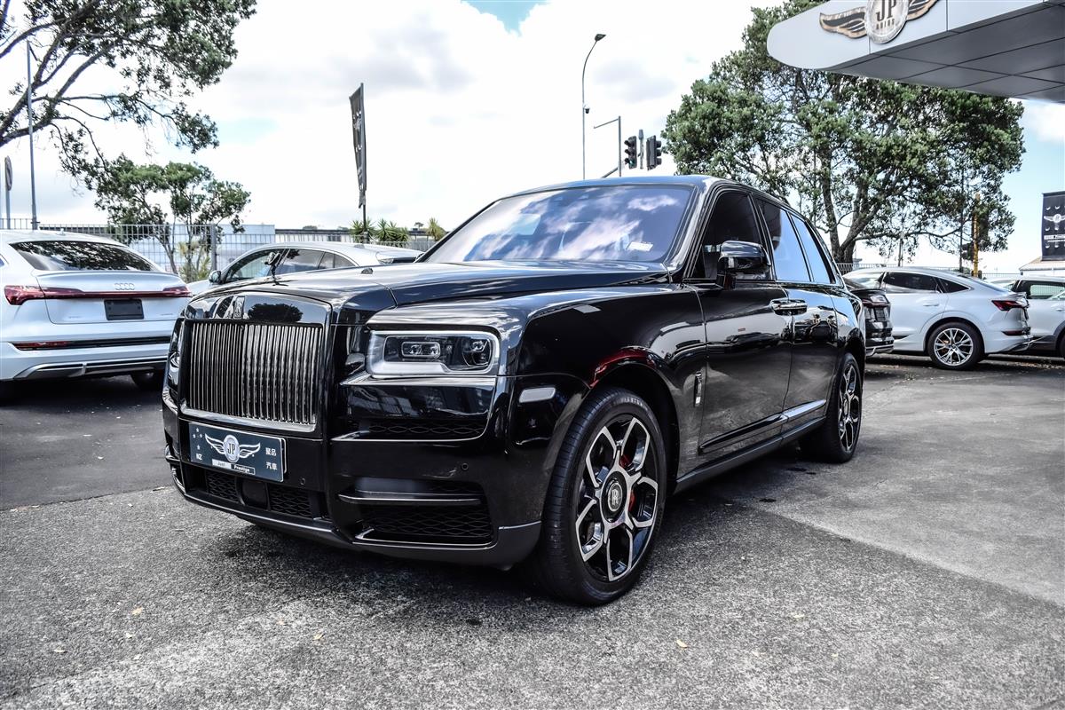 2024 Rolls-Royce Cullinan thumbnail