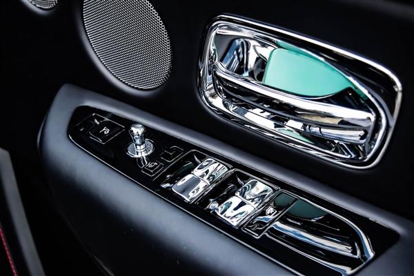 2024 Rolls-Royce Cullinan thumbnail