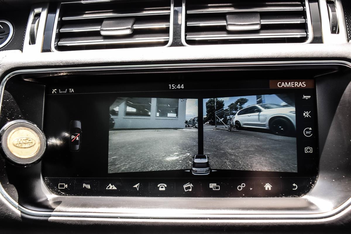 2017 Land Rover Range thumbnail