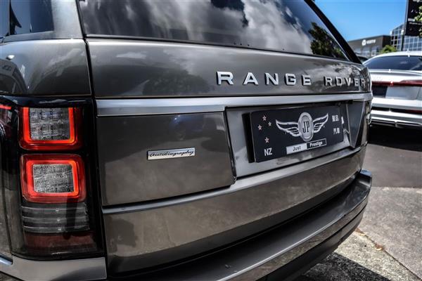 2017 Land Rover Range thumbnail