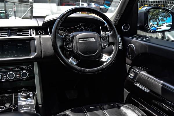2017 Land Rover Range thumbnail