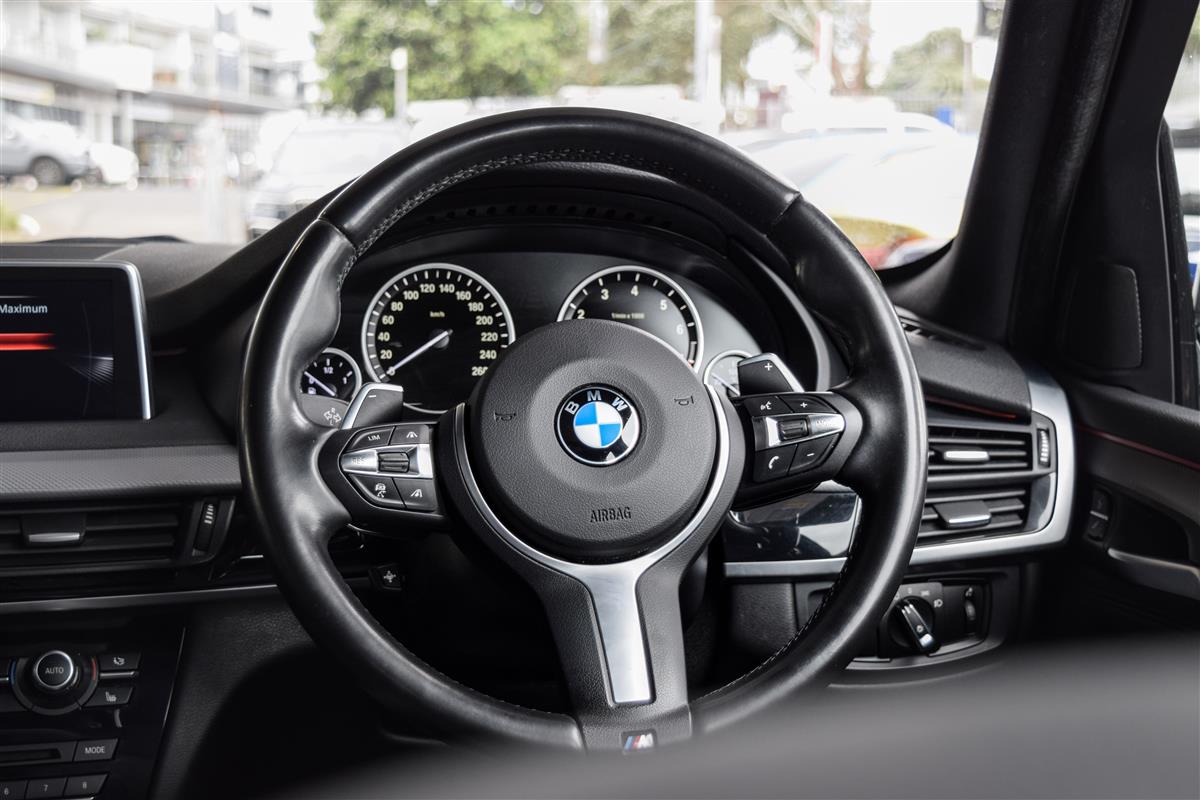 2016 BMW X5 thumbnail