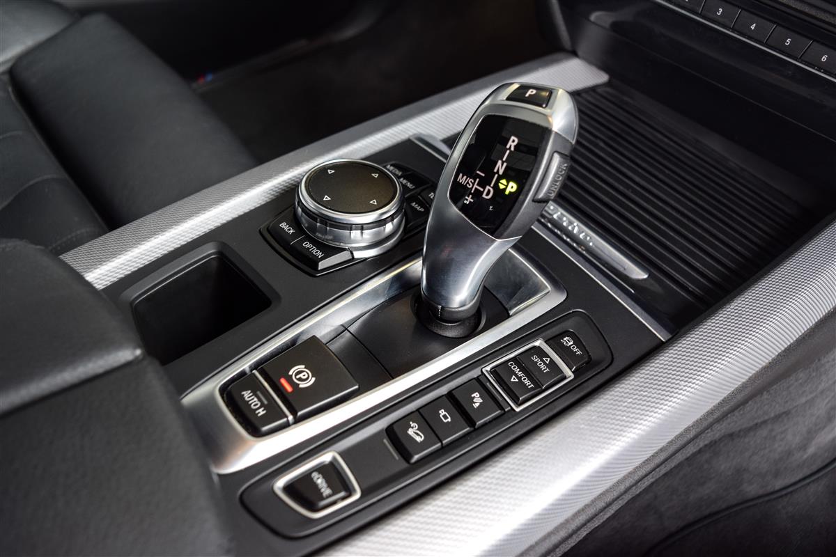 2016 BMW X5 thumbnail