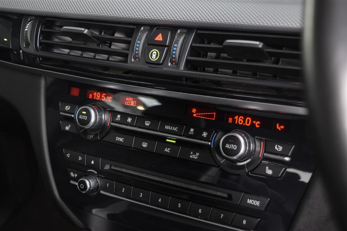 2016 BMW X5 thumbnail