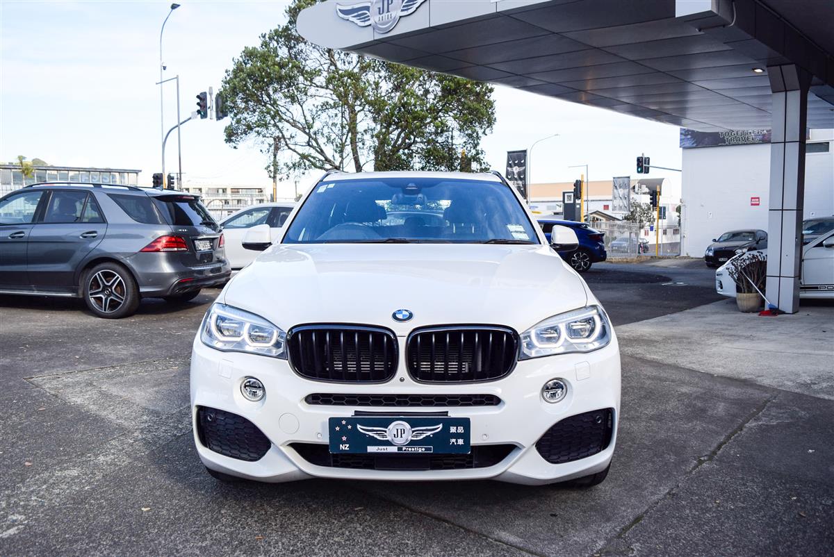 2016 BMW X5 thumbnail