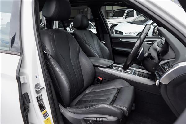 2016 BMW X5 thumbnail