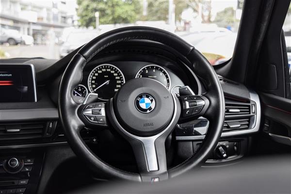 2016 BMW X5 thumbnail