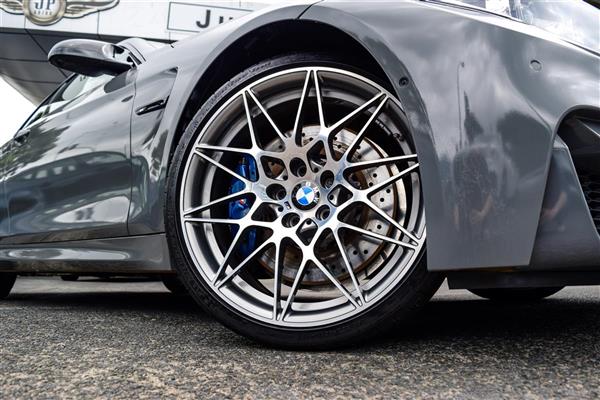 2020 BMW M4 thumbnail