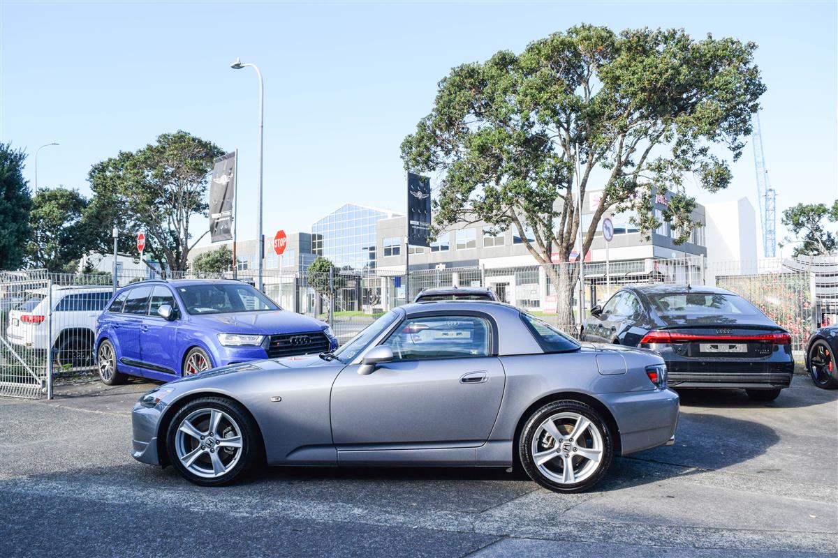 2009 Honda S2000 thumbnail