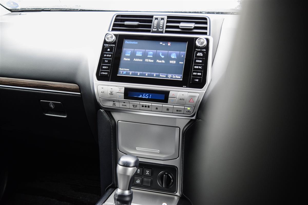 2020 Toyota Land thumbnail