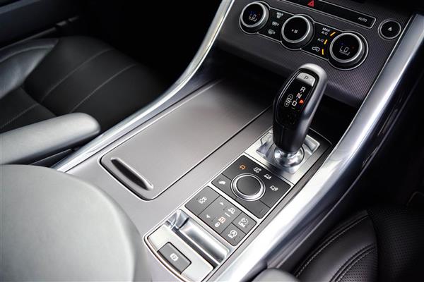 2017 Land Rover Range thumbnail
