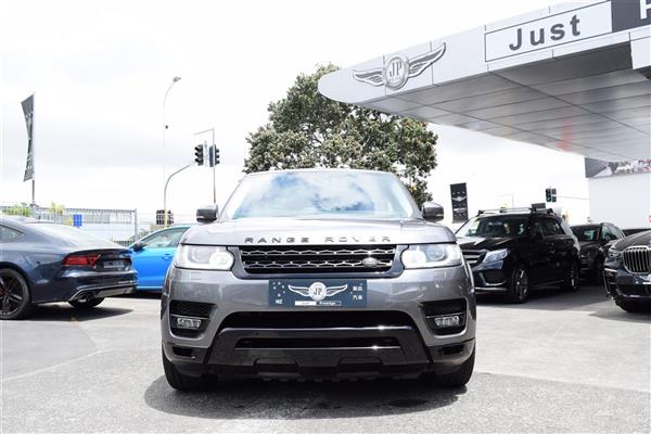 2017 Land Rover Range thumbnail